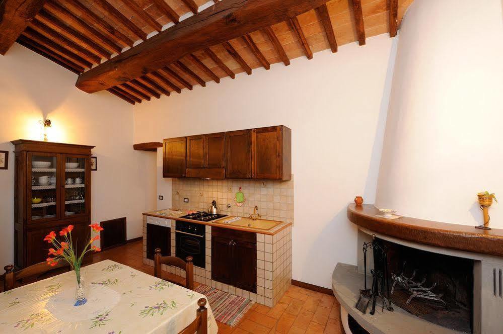Relais Borgo Torale Hotel Passignano sul Trasimeno Exterior foto