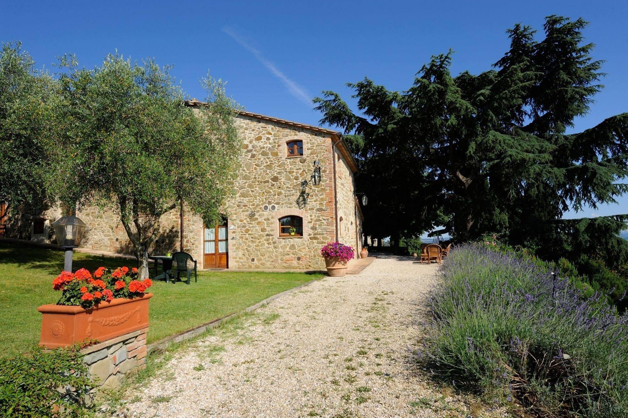 Relais Borgo Torale Hotel Passignano sul Trasimeno Exterior foto